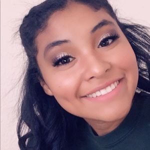 Meet your Posher, Lesli